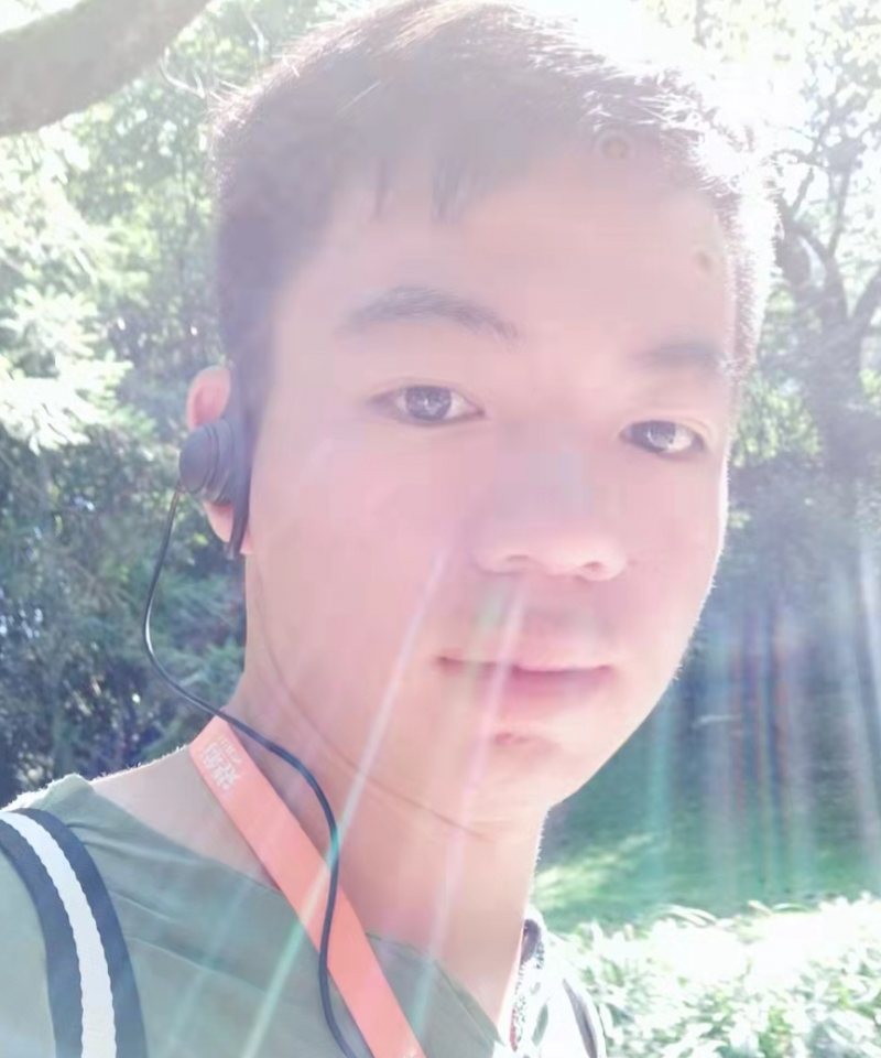 周焜华